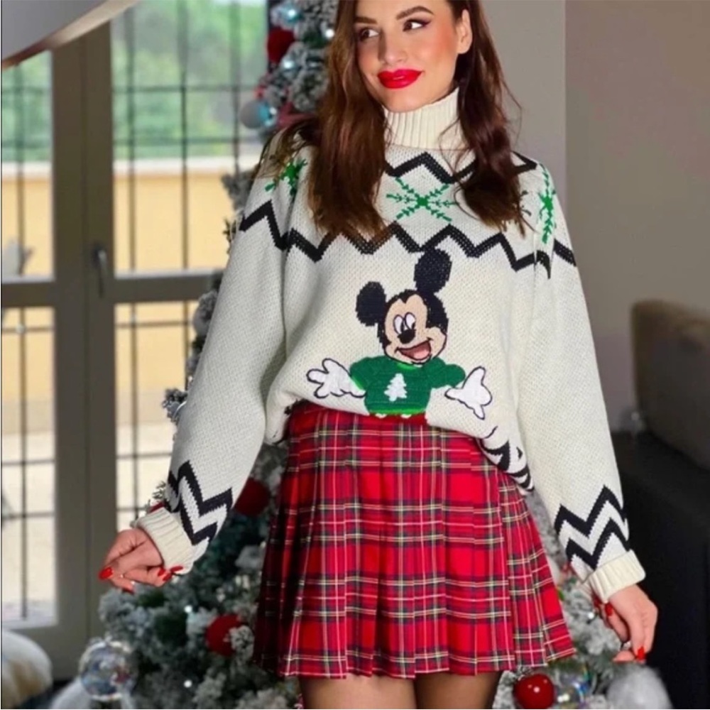 MICKEY MOUSE DISNEY SWEATER LIMITED EDITION